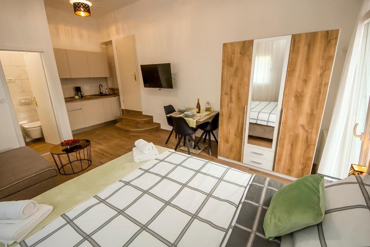 Apartments4You Водице Екстер'єр фото